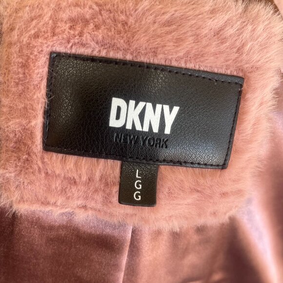 NWT Ladies Sz Large DKNY Plush Pink Outerwear/Coat - Picture 4 of 16